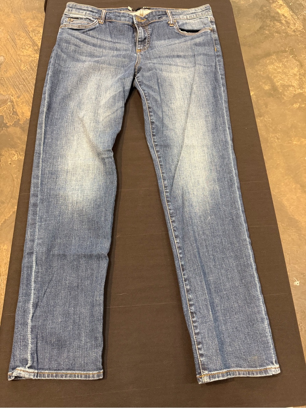 Kut from the Kloth Light-Mid Wash Boyfriend Jeans
